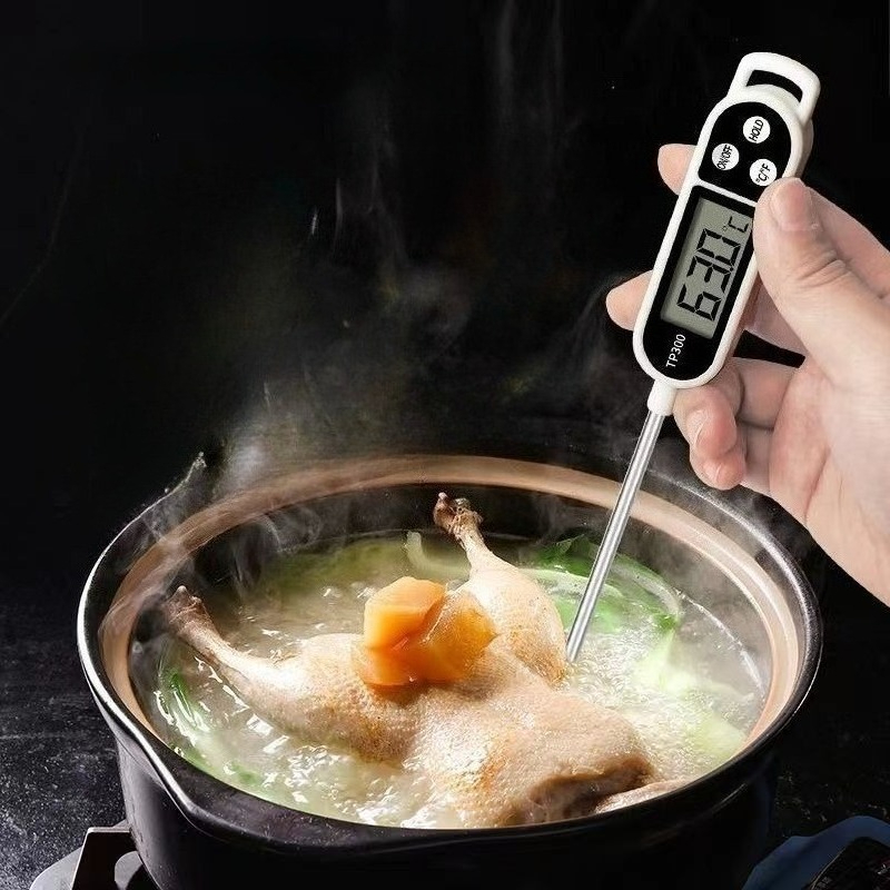 Home Cooking Oil - 1個の食品温度計、キッチンアクセサリー、寮の必需品、インスタントリード肉用温度計、油や水の温度を正確に測定、必須のキッチンアクセサリー（ボタン電池は含まれていません、取り付けと使用のために別途Lr44ボタン電池を購入してください）